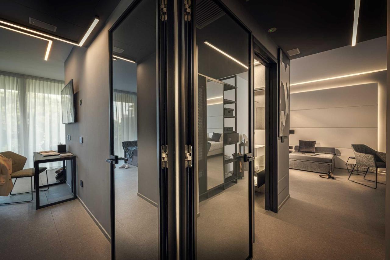 J44 Lifestyle Hotel Lido di Jesolo Exterior foto Suite
