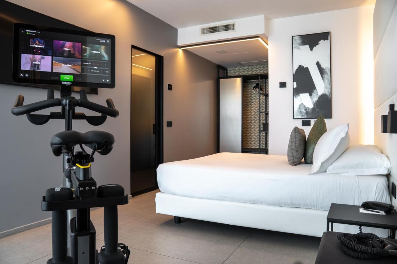 J44 Lifestyle Hotel Lido di Jesolo Exterior foto A room at the hotel