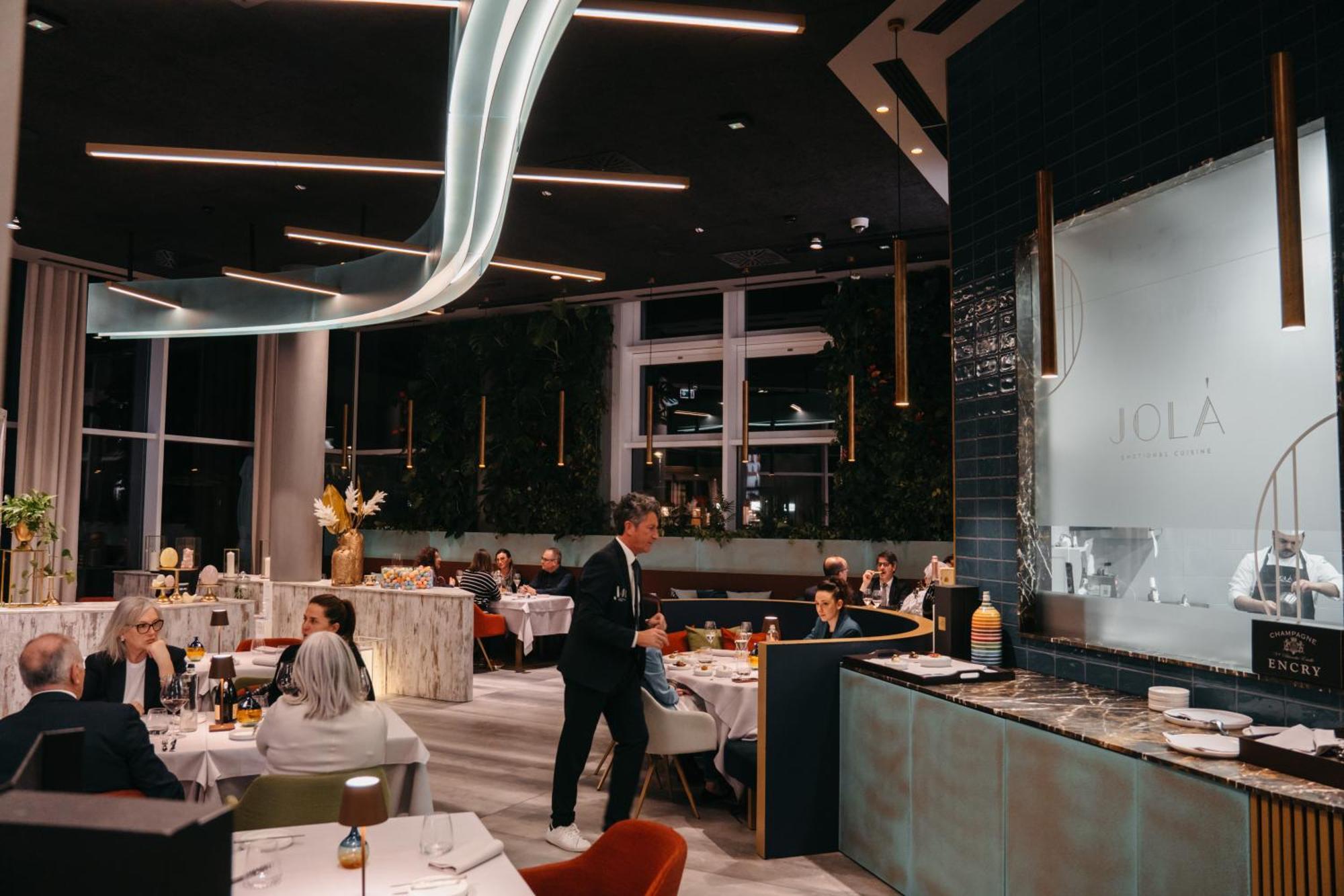 J44 Lifestyle Hotel Lido di Jesolo Exterior foto Restaurant NOLÀ